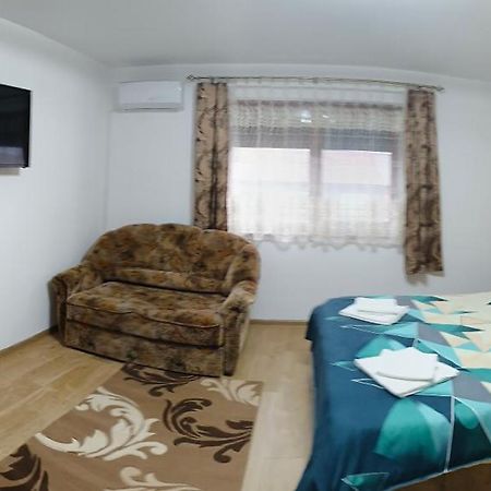 Villa Casa Luminita Ieşelniţa Exterior foto