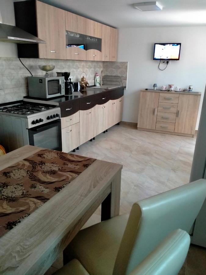 Villa Casa Luminita Ieşelniţa Exterior foto