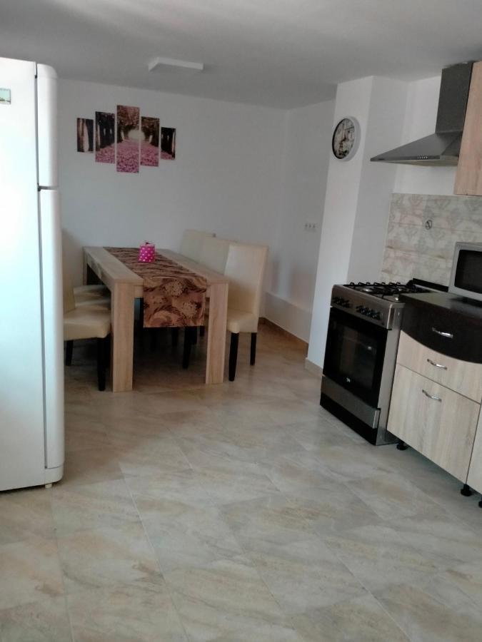 Villa Casa Luminita Ieşelniţa Exterior foto